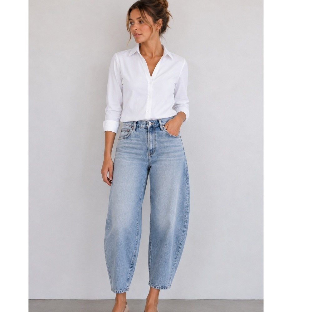 American Eagle Women 00‎ Regular Light Wash High Rise Mom Jeans Stretch Denim
